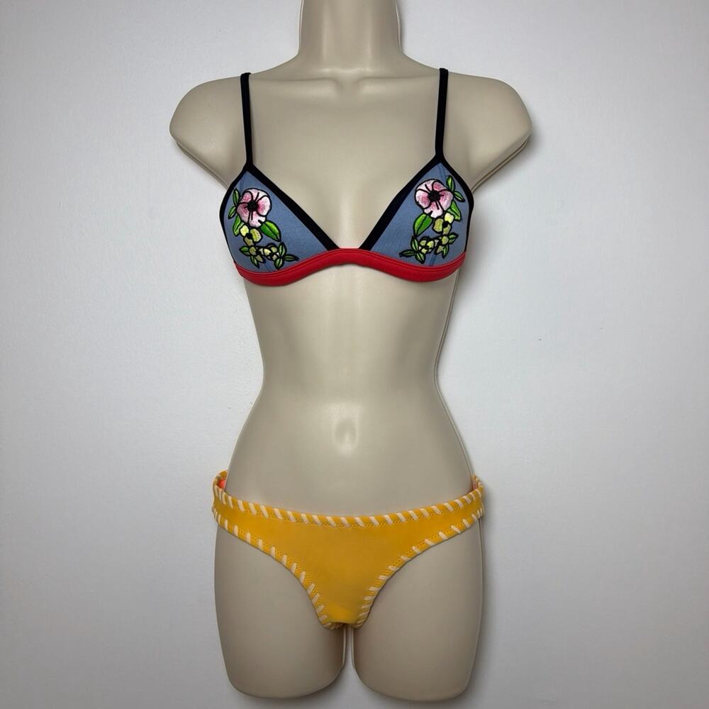 TRIANGL Bikini Set